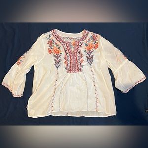 White Johnny Was Embroidered Blouse